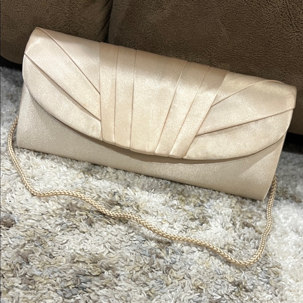 Jessica McClintock Champagne Clutch